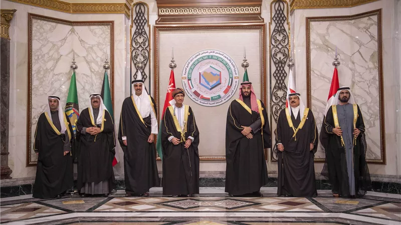 أمين التعاون الخليجى: الاستهداف الإيرانى لدول المجلس اعتداء مباشر تخطى كل الحدود