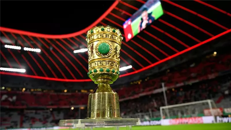 أملا في الثنائية التاريخية.. باير ليفركوزن يواجه كايزرسلاوترن بنهائي كأس ألمانيا