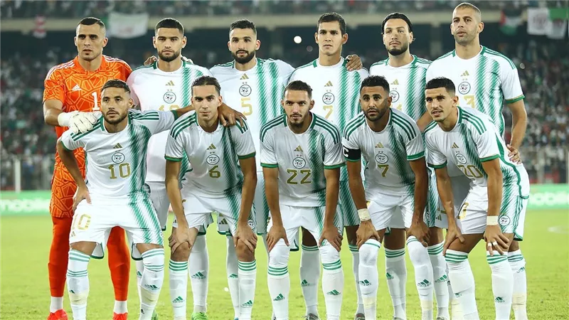 بتواجد قندوسي وغياب محرز وبلايلي.. قائمة منتخب الجزائر لتصفيات كأس العالم