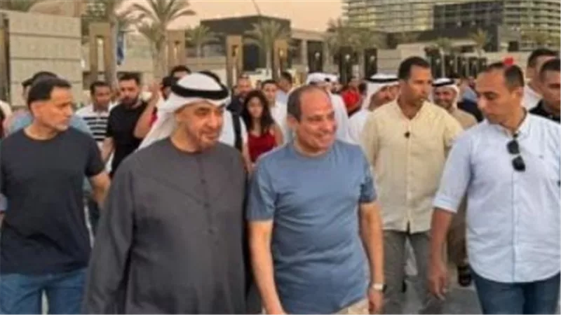 تصدرت التريند.. فيديو يوثق جولة للرئيس السيسي والشيخ محمد بن زايد بمدينة العلمين الجديدة
