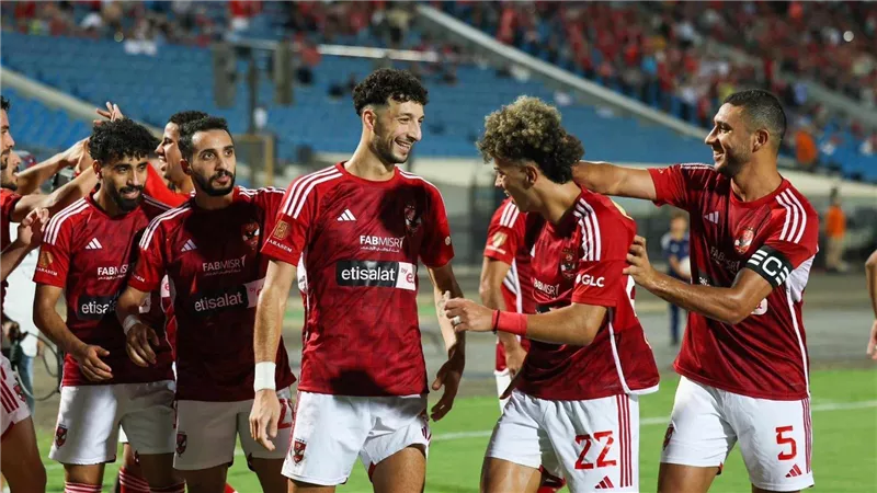  وسام أبو علي يقود تشكيل الأهلي أمام سموحة للتتويج بالدوري المصري