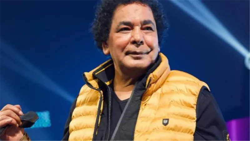 حقيقة تدهور الحالة الصحية للمغني المصري محمد منير.. رد قاطع 