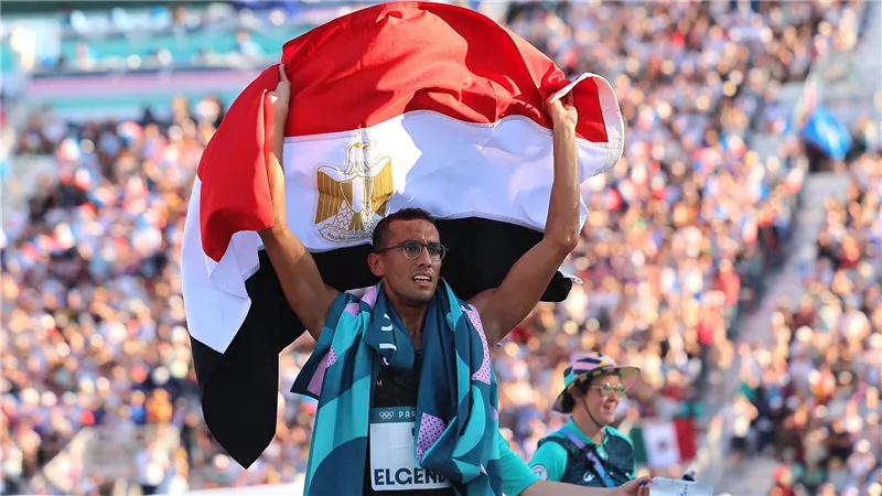 محمد صلاح يعلق على صورة أحمد الجندي بطل ذهبية أولمبياد باريس (صورة)