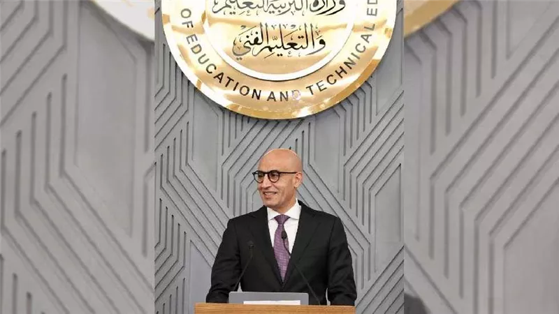 بعد تعديل المناهج.. ماذا سيدرس طلاب أولى ثانوي؟