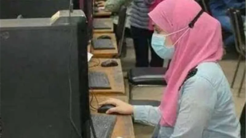 توقعات تنسيق كلية التجارة 2024 للشعبتين العلمي والأدبي