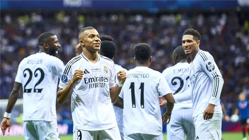 ريال مدريد يبدأ حملة الدفاع عن لقبه أمام مايوركا بالدوري الإسباني