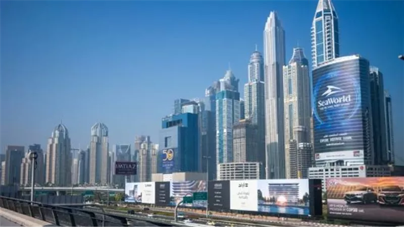 نمو قوي للقطاع الخاص غير النفطي بدولة الإمارات