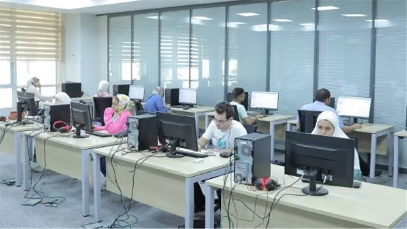 رابط تنسيق المرحلة الثالثة 2024.. الأماكن الشاغرة لطلاب الشعبة الأدبية والعملية 