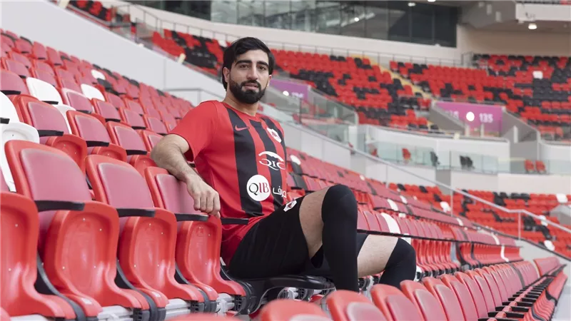 لمزاملة تريزيجيه وبن شرقي.. الريان القطري يعلن ضم الفلسطيني محمد صالح