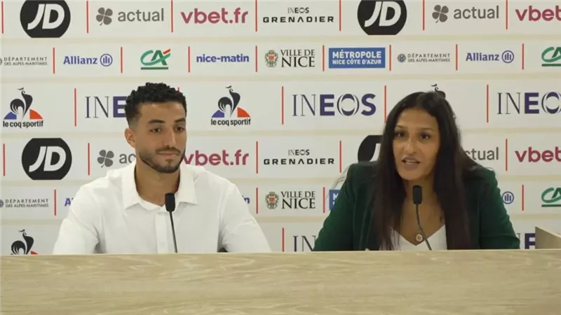 بمفاجأة نسائية مصرية.. ماذا قال محمد عبد المنعم في مؤتمر نيس الفرنسي لتقديمه؟