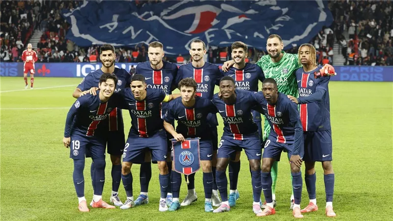 قائمة باريس سان جيرمان لمواجهة ليل في الدوري الفرنسي