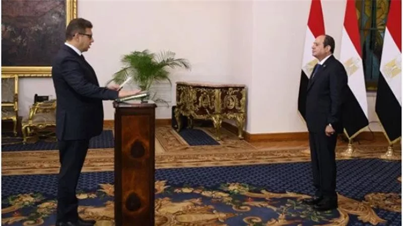 حسن محمود رشاد يؤدى اليمين القانونية رئيسا للمخابرات العامة