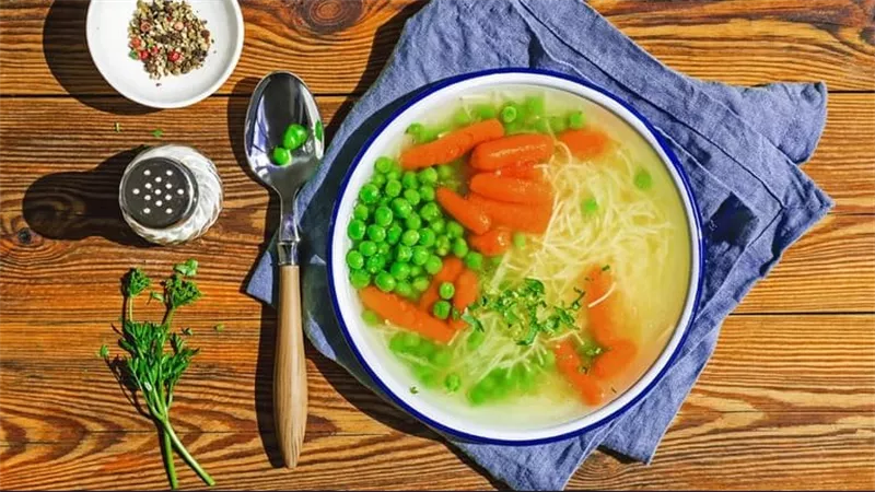 6 شوربات نباتية لإنقاص الوزن.. شتوية منخفضة السعرات الحرارية
