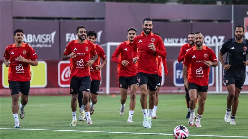 لسبب طبي.. الأهلي المصري يعلن غياب نجمه أمام العين الإماراتي