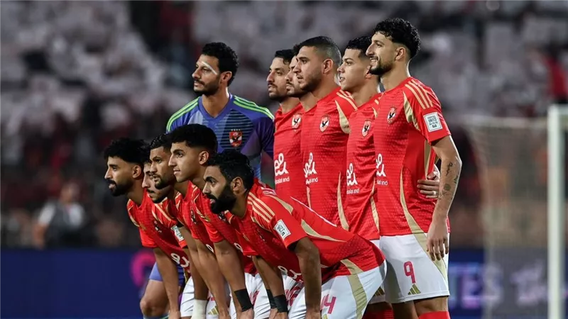 تعديلين في الدفاع.. كولر يعلن تشكيل الأهلي لمواجهة زد بالدوري المصري