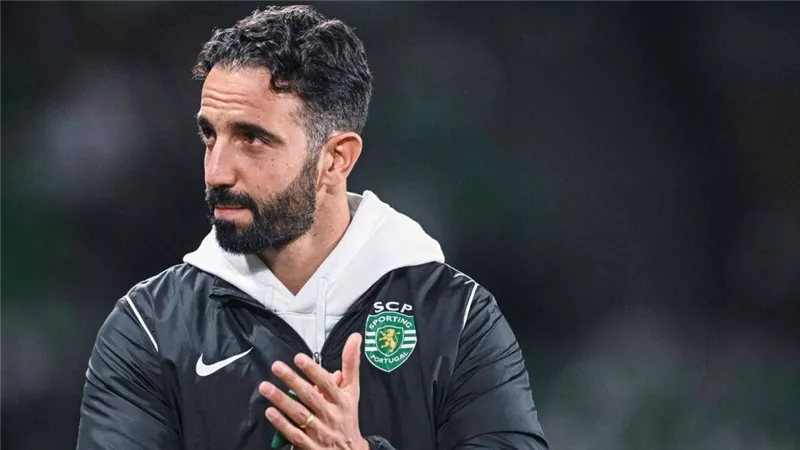 مدرب مانشستر يونايتد المنتظر: 