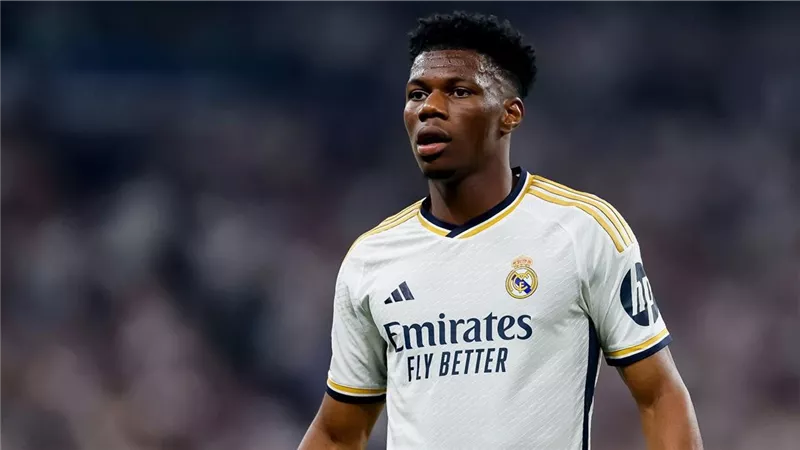 رسميا.. ريال مدريد يعلن إصابة تشواميني بعد لقاء ميلان