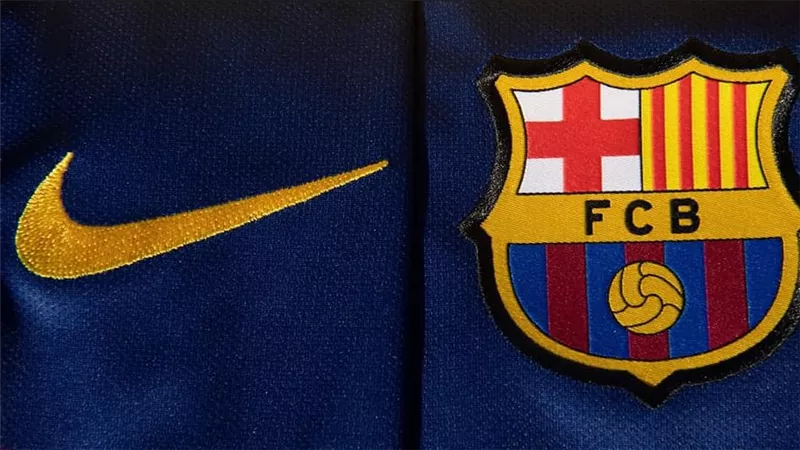 صفقة الـ1.4 مليار يورو.. اتفاق ضخم بين برشلونة ونايكي تنهي أزمة النادي الكتالوني