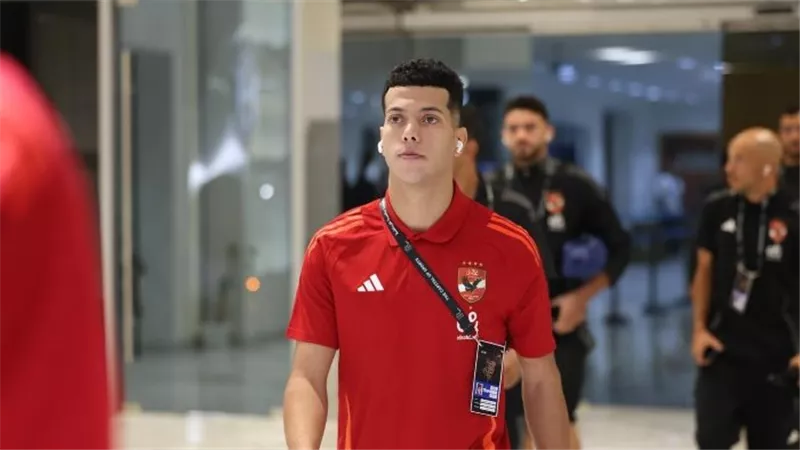 استبعاد وعقوبة تاريخية.. الأهلي يعاقب إمام عاشور بسبب ما بدر منه