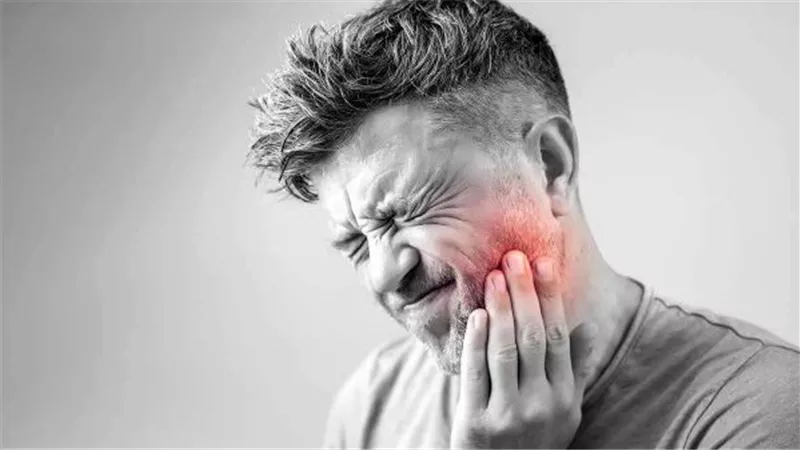 تسكين ألم الأسنان الشديد في المنزل بـ 7 خطوات.. احذر هذه العلامات