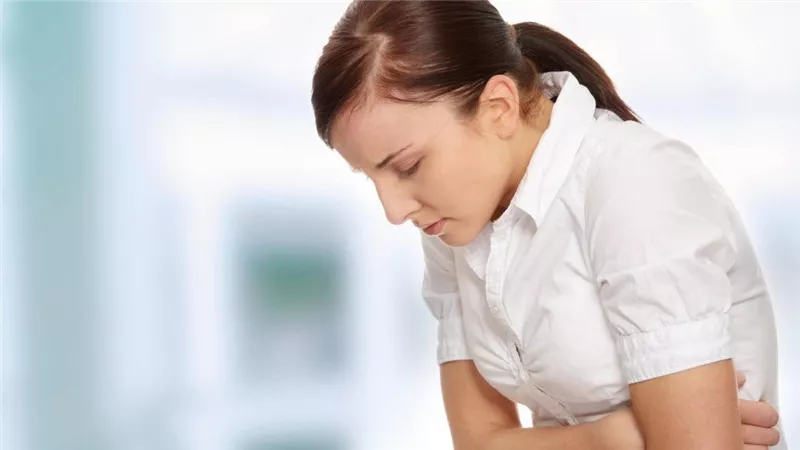 أسباب الإسهال الأخضر.. أطعمة وأدوية غير مقلقة ولكن احذر هذه الأعراض 
