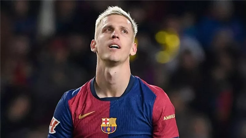 ضربة جديدة لبرشلونة.. أولمو يغيب لمدة شهر بسبب الإصابة ضربة جديدة لبرشلونة.. أولمو يغيب لمدة شهر بسبب الإصابة