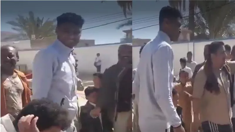 شاهد.. استقبال جنوني لحارس منتخب اليمن محمد أمان في حضرموت (فيديو)