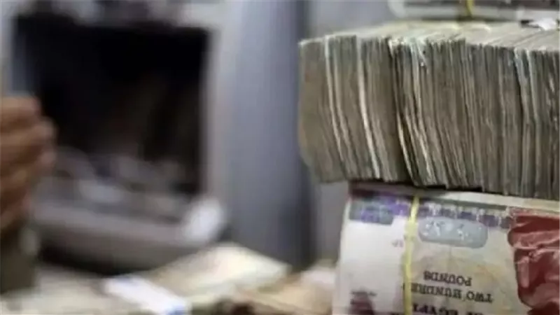 طريقة احتساب مكافأة نهاية الخدمة.. والأوراق المطلوبة 