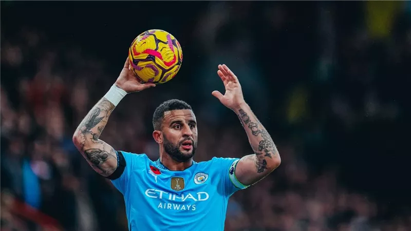 فضل الإيطالي.. كايل ووكر يرفض الانتقال للدوري السعودي