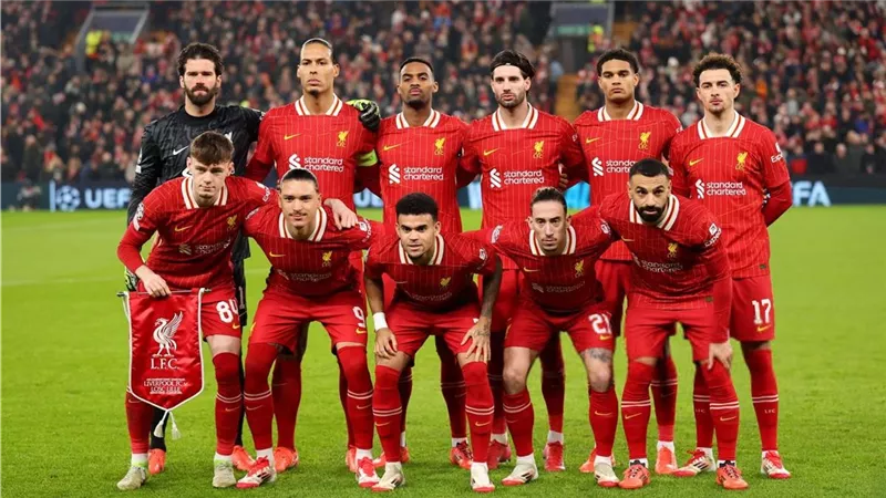 غياب صلاح والنجوم.. قائمة ليفربول لمواجهة آيندهوفن في دوري أبطال أوروبا