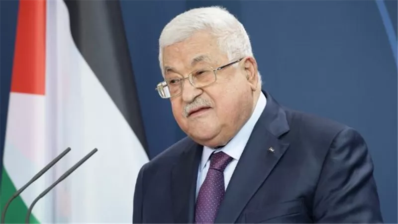 محمود عباس: زيارتى لفرنسا ترسخ الاعتراف بدولة فلسطين وتفتح آفاقا جديدة لسلام عادل