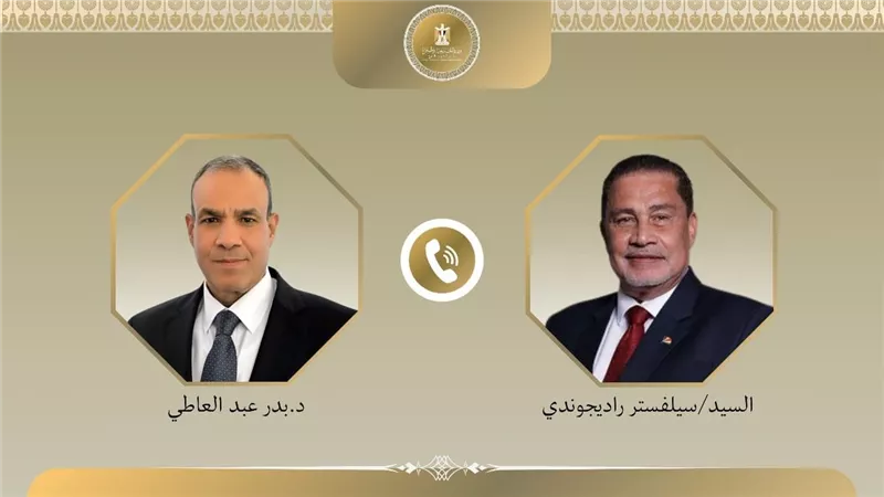 وزير الخارجية والهجرة يجري اتصالًا هاتفيًا مع وزير خارجية سيشل
