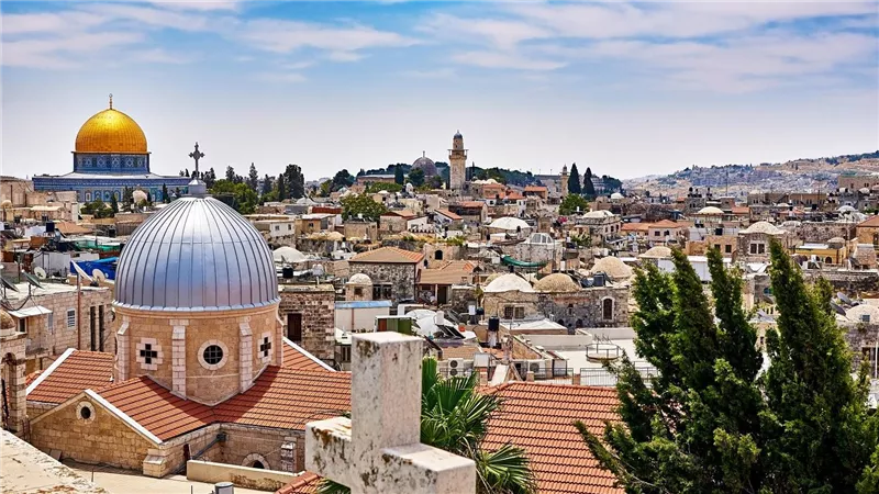 اللجنة الملكية الأردنية لشئون القدس تحذر من مخاطر تهويد المسجد الأقصى