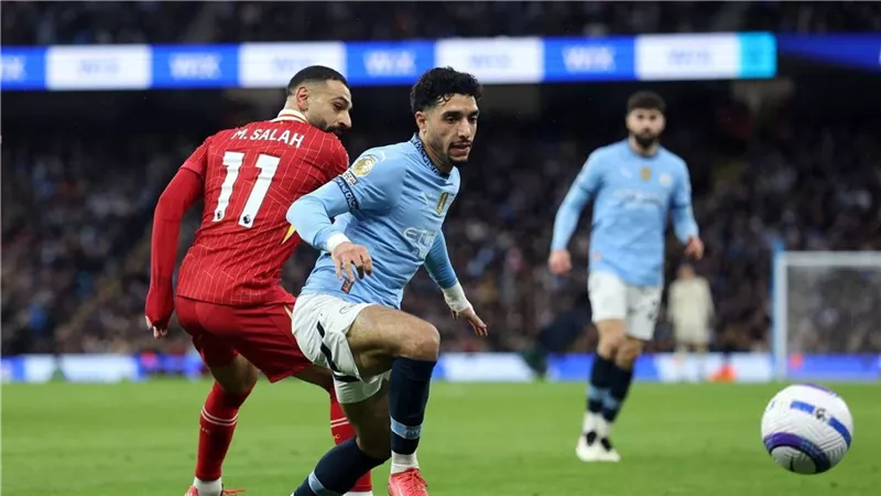 صلاح ضد مرموش.. تقييم النجمين المصريين في قمة الدوري الإنجليزي
