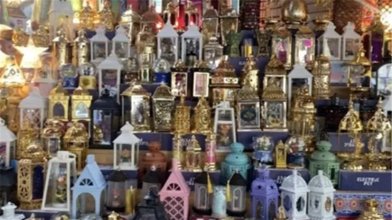 أسعار فوانيس رمصان.. سعر الفانوس البلاستيك تتراوح بين 45 و330 جنيهًا
