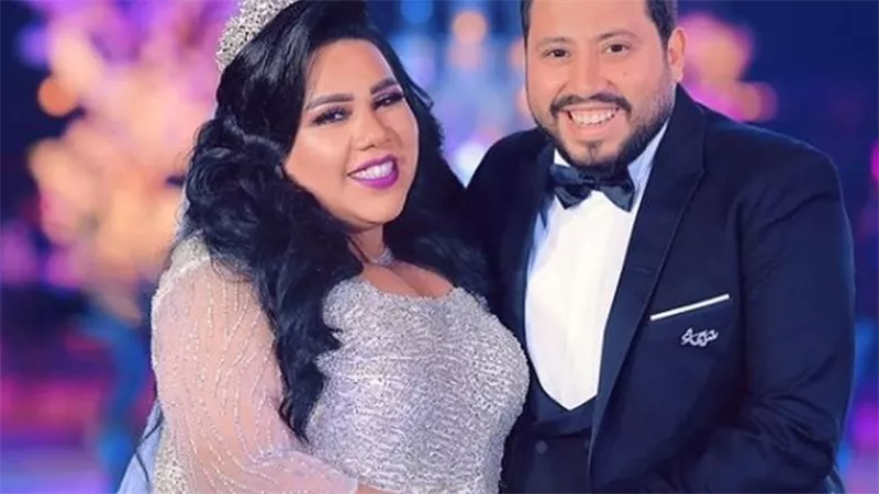 بعد أقل من شهر على الانفصال.. عودة شيماء سيف ومحمد كارتر مرة أخرى