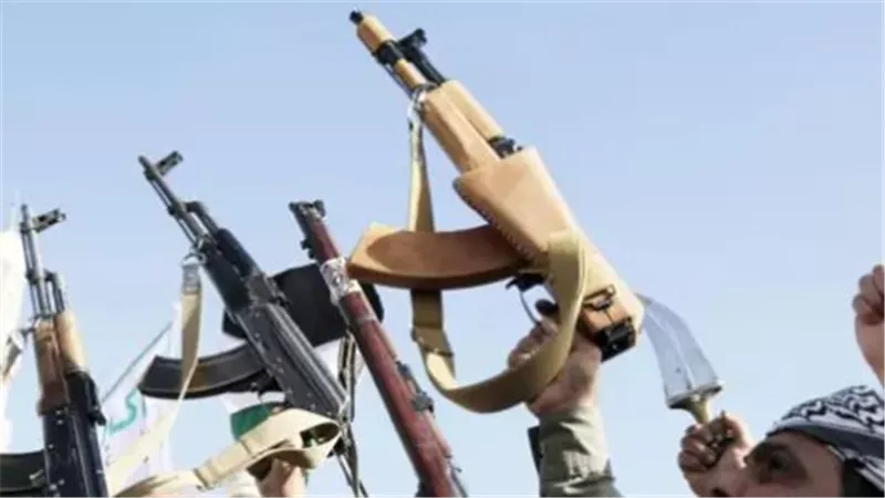 السفارة الأمريكية باليمن تطالب الحوثيين بإطلاق سراح طاقم السفينة اترنيتى