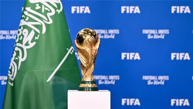 رئيس الاتحاد الآسيوي يرد على تصريحات مشاركة مصر للسعودية في استضافة كأس العالم 2034