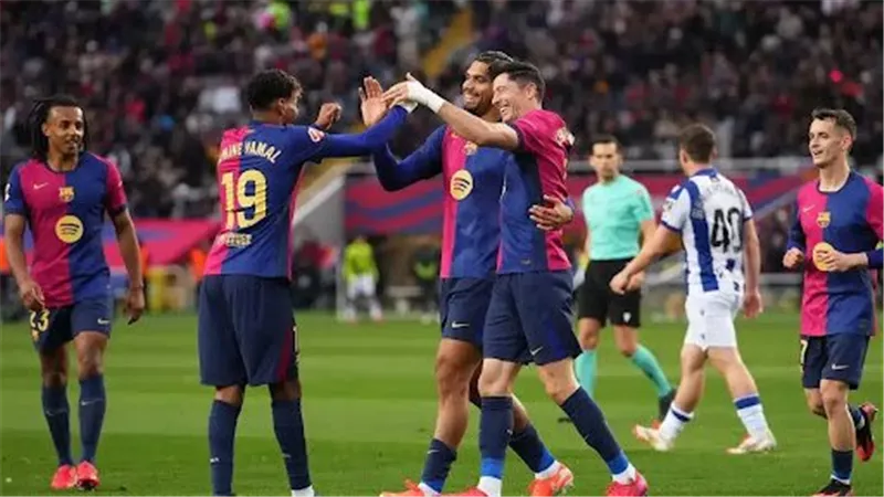 الاتحاد الإسباني يُعلن موعد مباراة برشلونة وأوساسونا المؤجلة