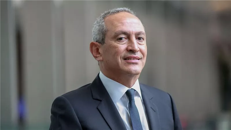ناصف ساويرس يتصدر 5 مصريين في قائمة أثرياء العالم 2025.. والوليد بن طلال أغنى عربي