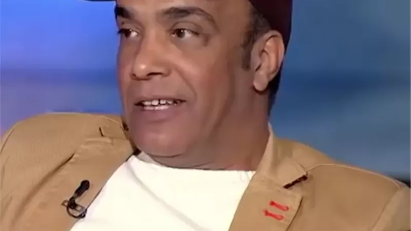 وداع مهيب للفنان سليمان عيد.. نجوم الفن يتقدمون جنازته في مشهد مؤثر