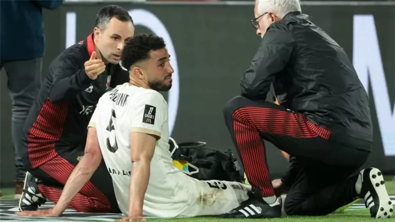 استبعاد محمد عبد المنعم من قائمة نيس الفرنسي بالدوري الأوروبي