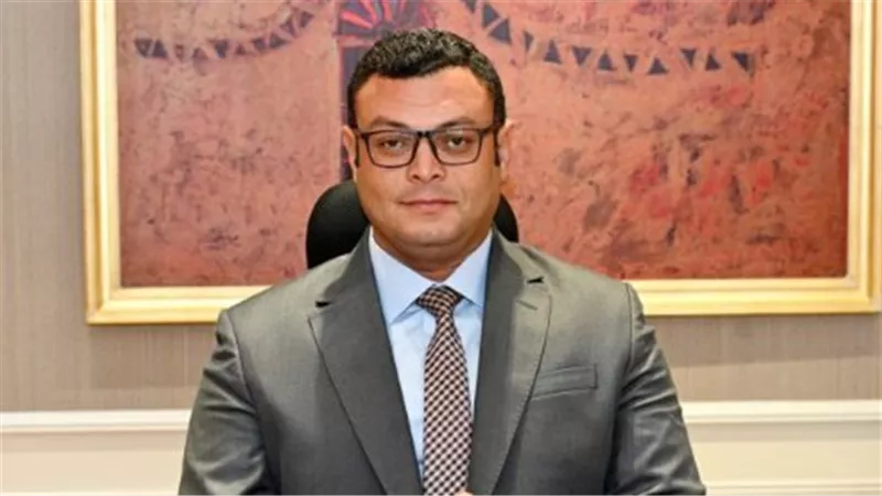 وزير الإسكان المصرية يواصل جولاته بالصين بتفقد منطقة الأعمال المركزية بـ 