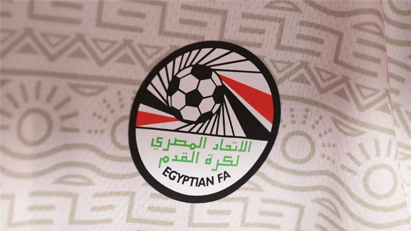 اتحاد الكرة المصري يخاطب الأندية بشأن تراخيص العمل للاعبين والمدربين الأجانب