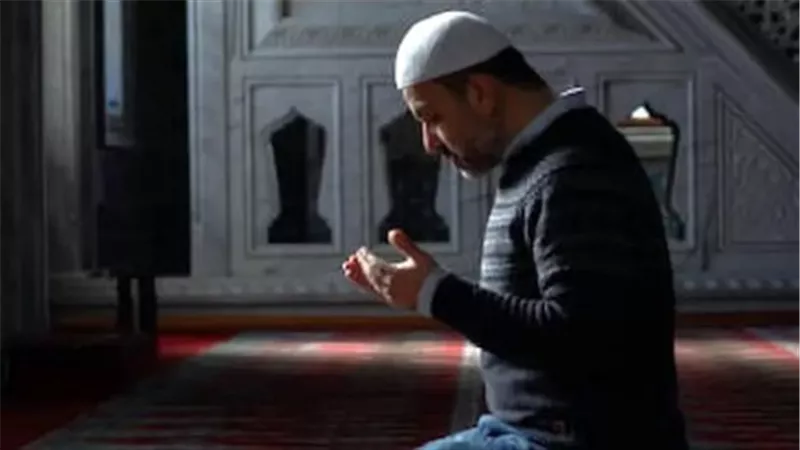 مواعيد الصلاة بشرم الشيخ اليوم 28 مايو 2025