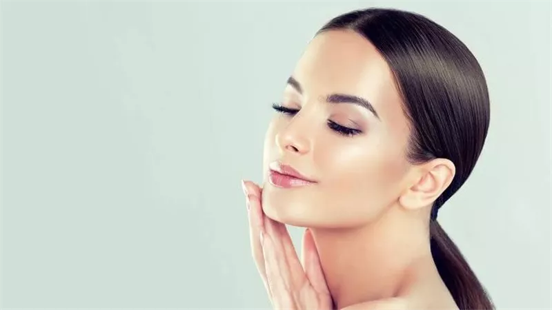 ماسكات تفتيح الوجه قبل العيد.. مكونات طبيعية وآمنة 100%