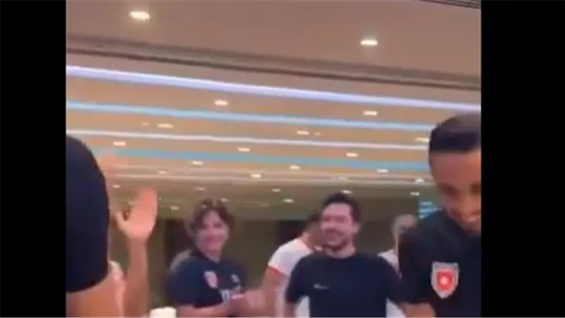 شاهد.. ولى العهد الأردنى يحتفل مع النشامى بالتأهل لكأس العالم لأول مرة