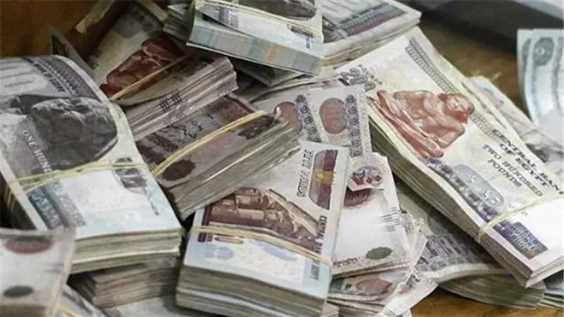شهادات البنك الأهلي المصري.. إزاى تستثمر 100 ألف جنيه فى الشهادات والذهب؟
