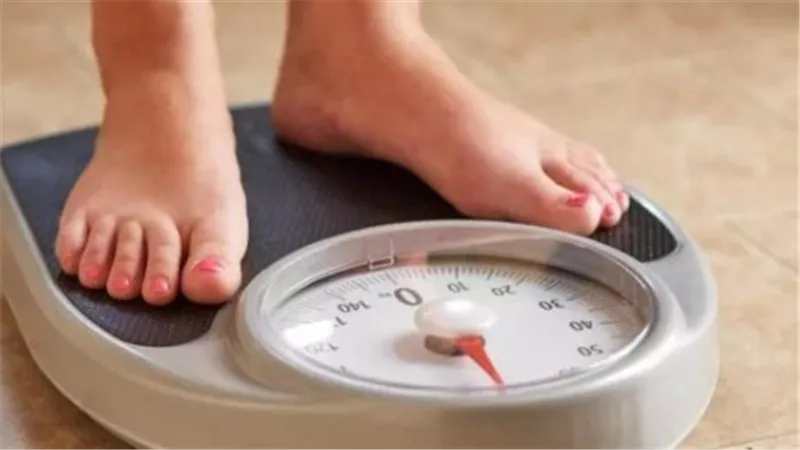 أطعمة تمنع خسارة الدهون رغم شهرتها الصحية