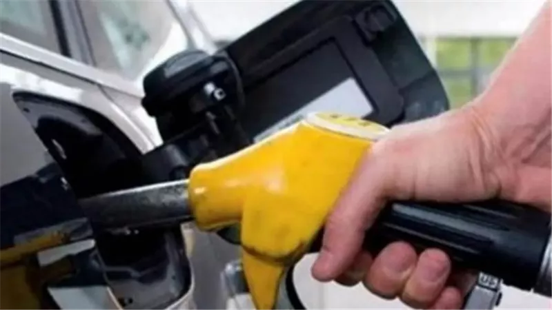 أسعار البنزين والسولار اليوم الأحد 15-6-2025.. سعر بنزين 95 نحو 19 جنيهًا للتر الواحد